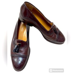 Men's Caporicci brown loafers with tassel. Size 10 1/2 W. Pre-owned